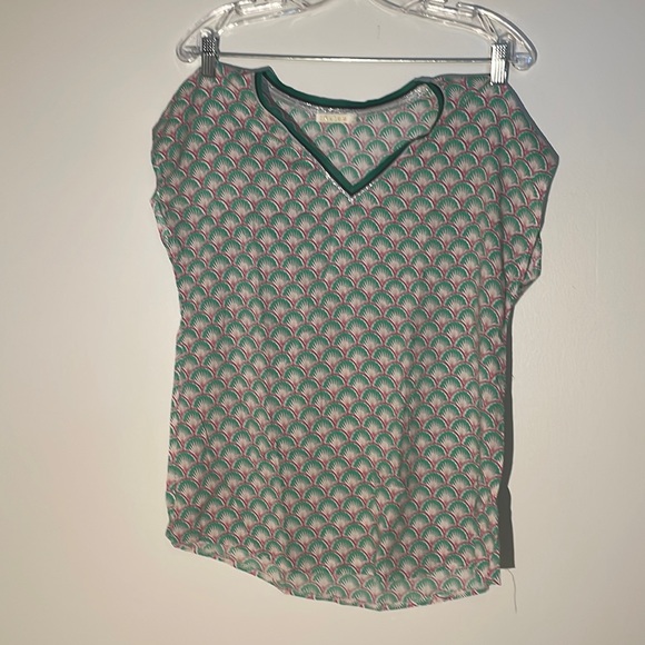 Bought in Paris. Light weight sleeveless top in pink and green with silver trim - Picture 1 of 2
